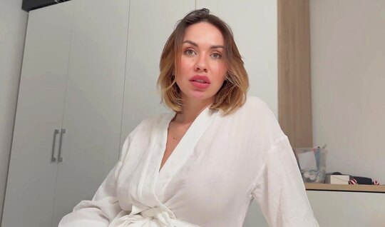 Sexy Russian woman wanted massage and it turned out sex...