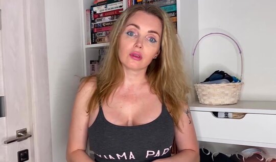 Mature woman turned out to be a great lover of anal fuck...